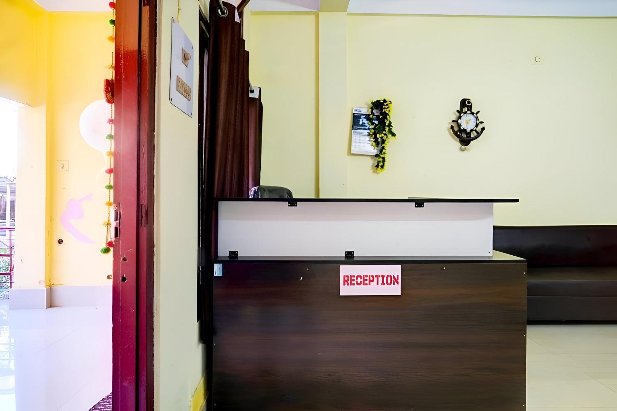 Capital Heritage Homestay Guwahati Buitenkant foto