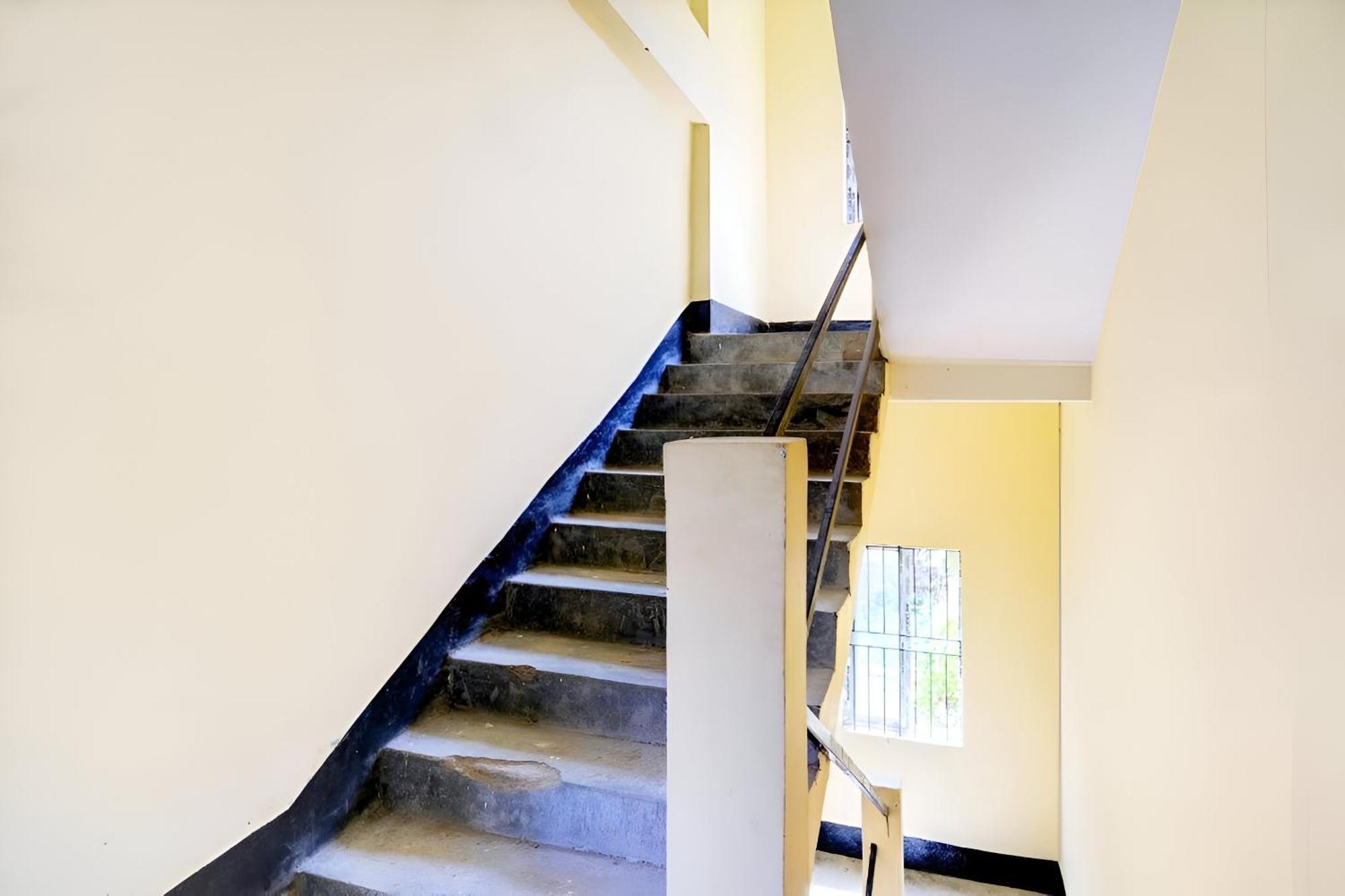 Capital Heritage Homestay Guwahati Buitenkant foto