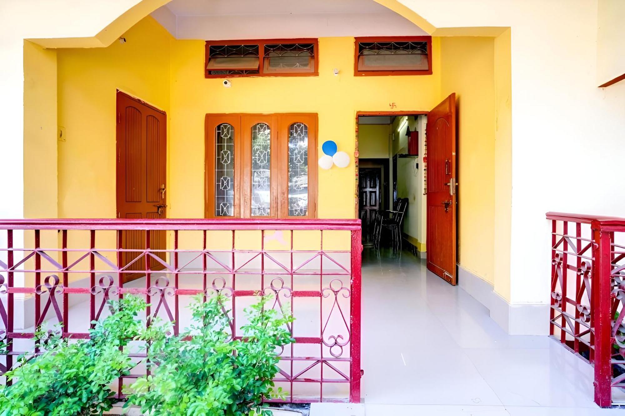 Capital Heritage Homestay Guwahati Buitenkant foto
