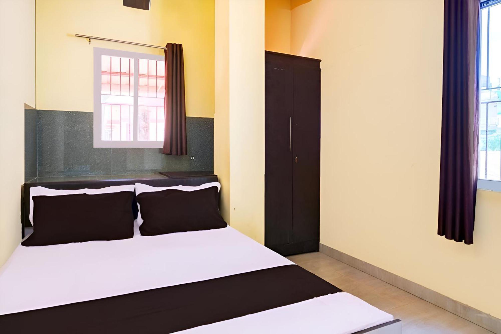 Capital Heritage Homestay Guwahati Buitenkant foto